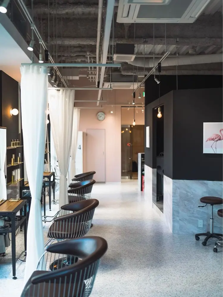 SIGMAの内観・外観1