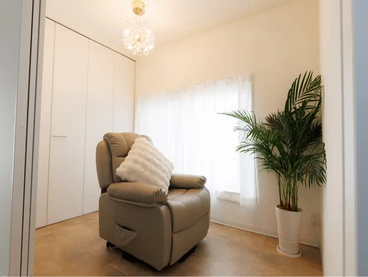 eyelash&eyebrow LEAの内観・外観2