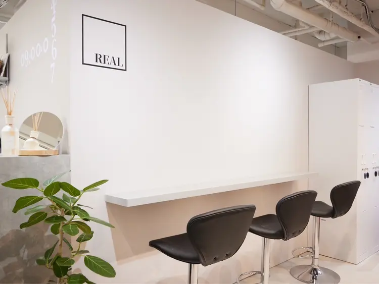REALの内観・外観2