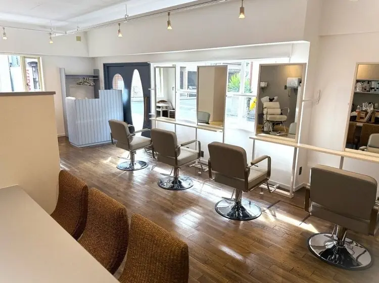 hair salon yoiの内観・外観1