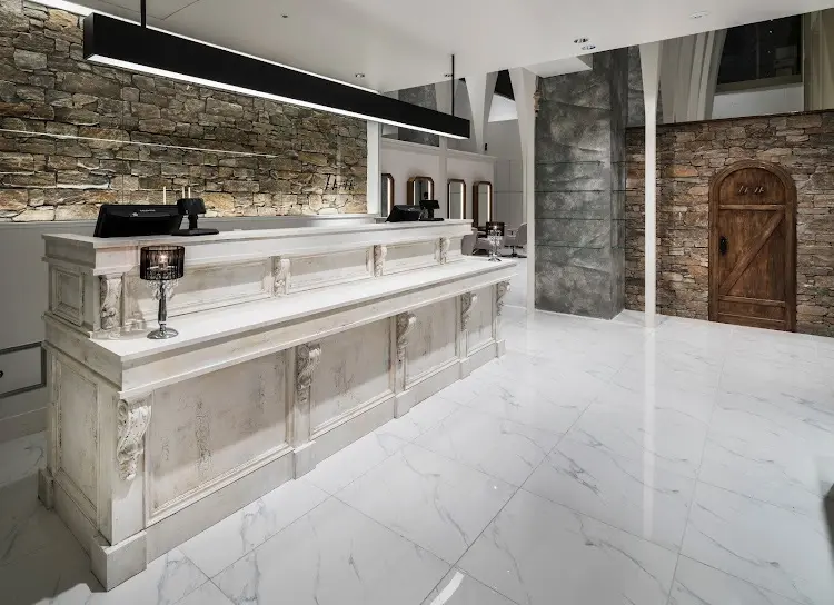 ZA/ZA目白店の内観・外観1