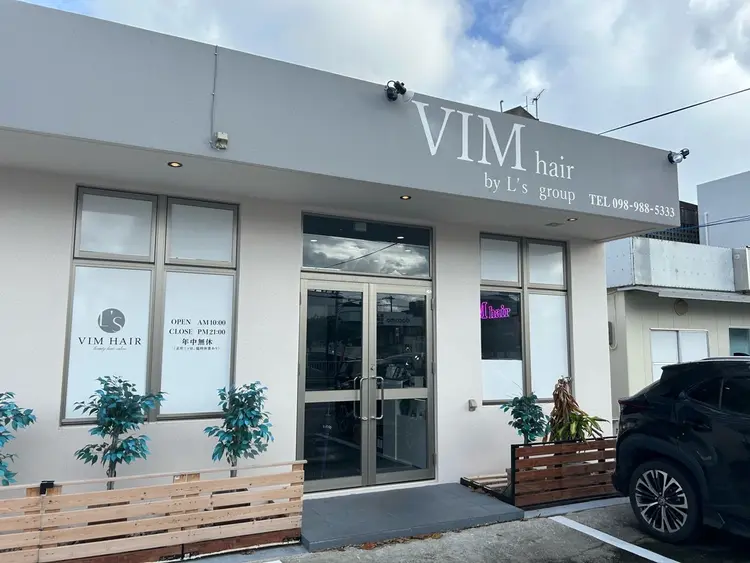 Vimヘアー泡瀬店の内観・外観1