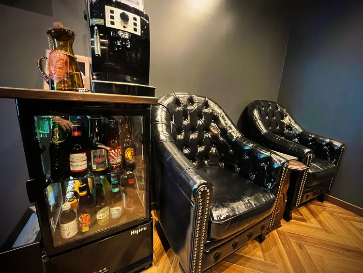 ヘアモードキクチの内観・外観2