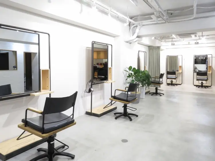 faith hair creationの内観・外観1