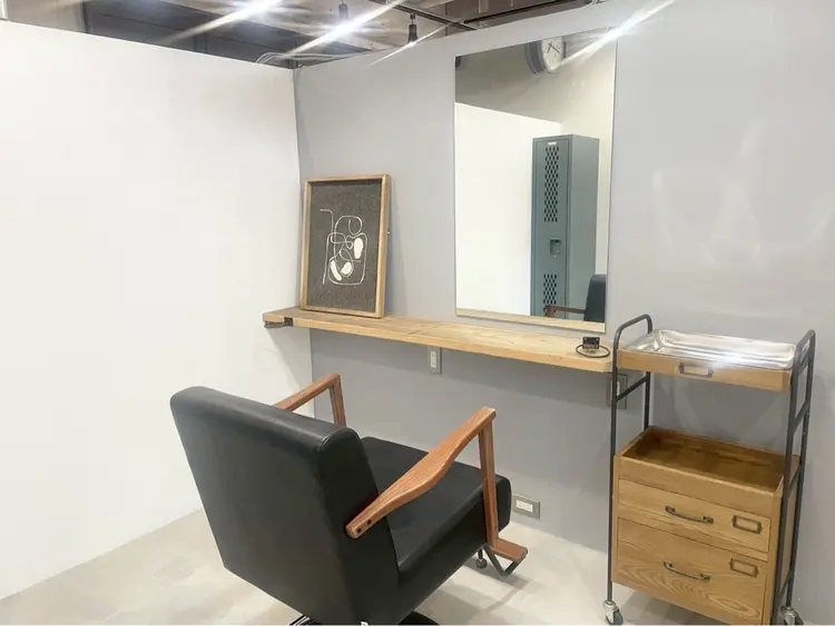 Emma hair plusわさだ店の内観・外観2
