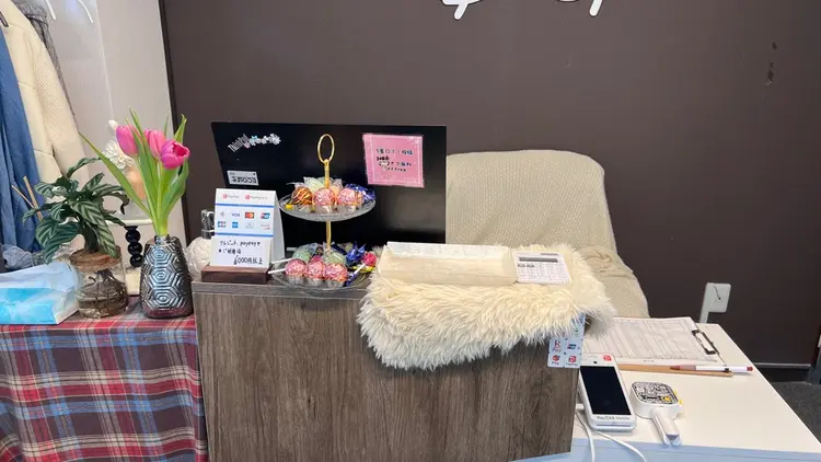 Nailsalon ゆず 池袋店の内観・外観2
