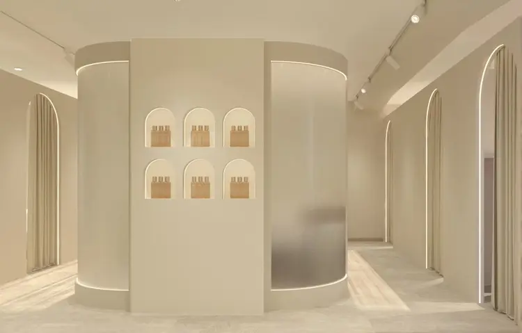 アンジュベルの内観・外観2