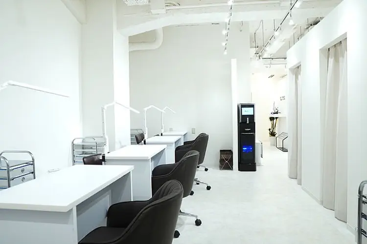 GO TODAY SHAiRE SALON mico店の内観・外観2