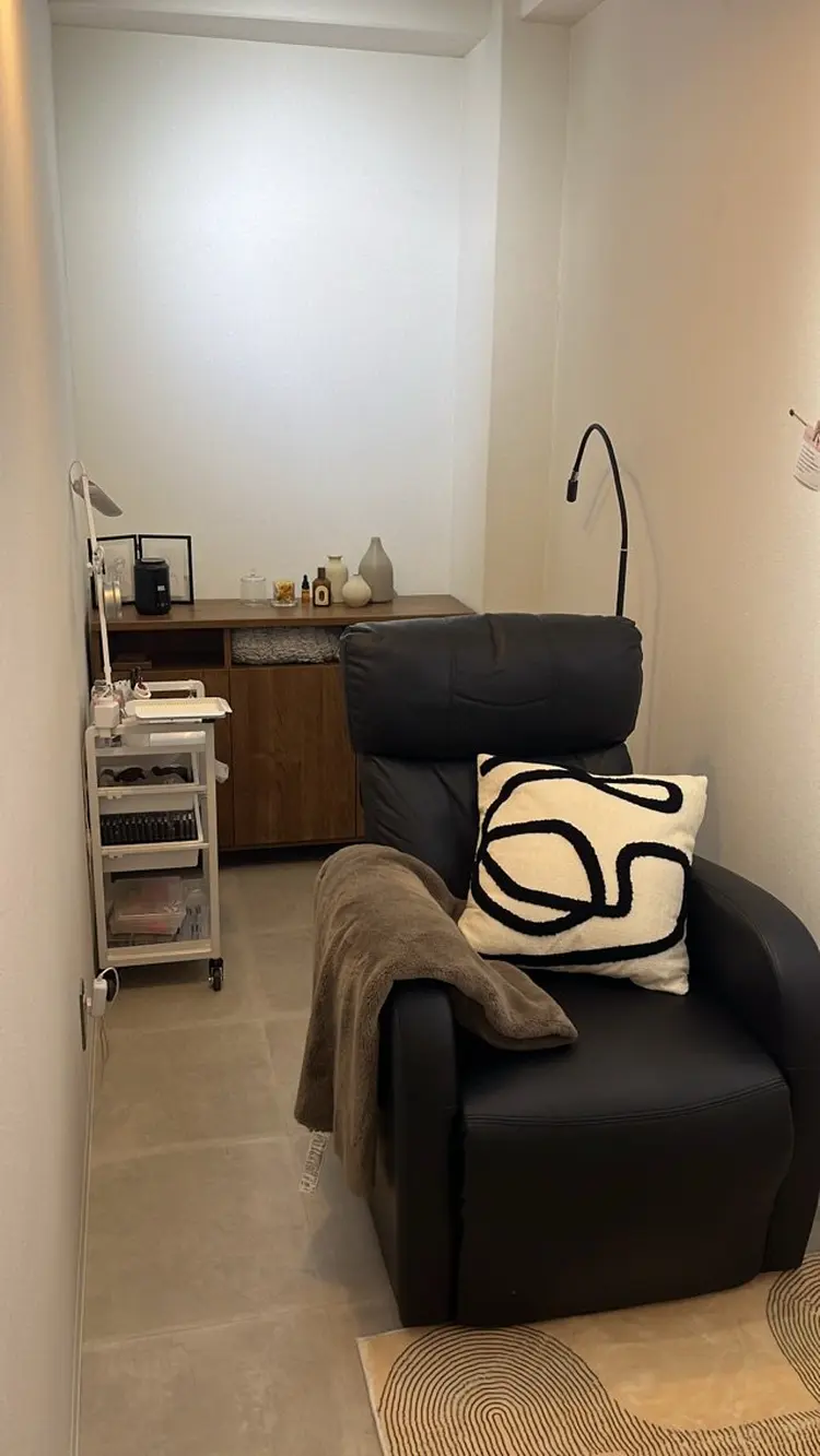chula.nail&eye 京橋店の内観・外観1