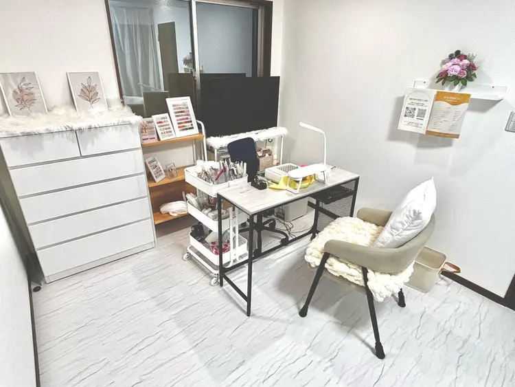 NAIL ROOM 251の内観・外観1