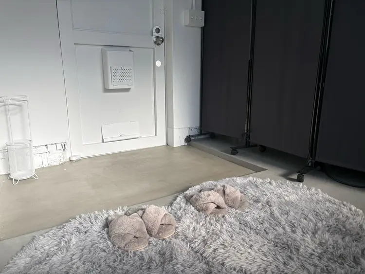 ESSENTIAL南海難波店の内観・外観3