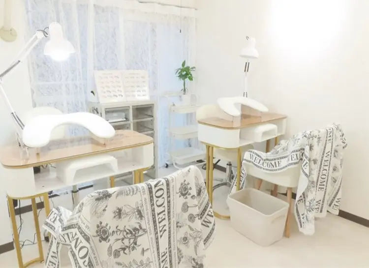 Yumi Nailの内観・外観1