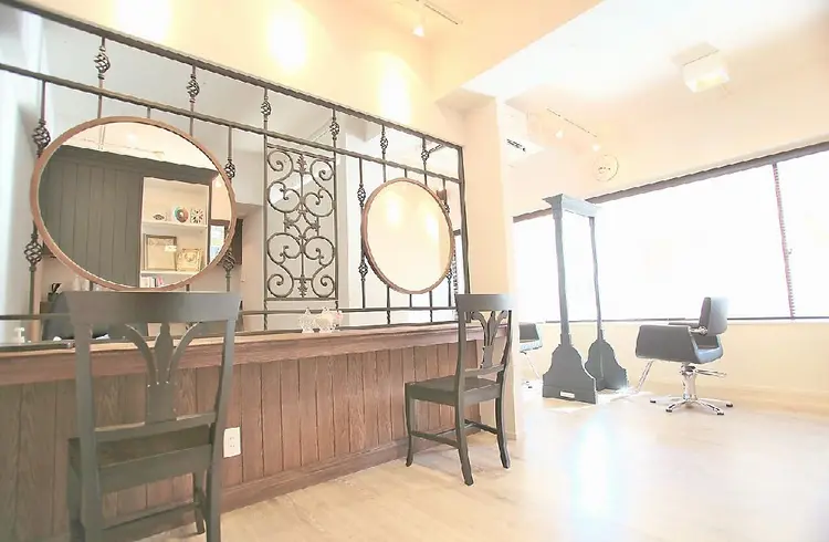 LADUREEの内観・外観1