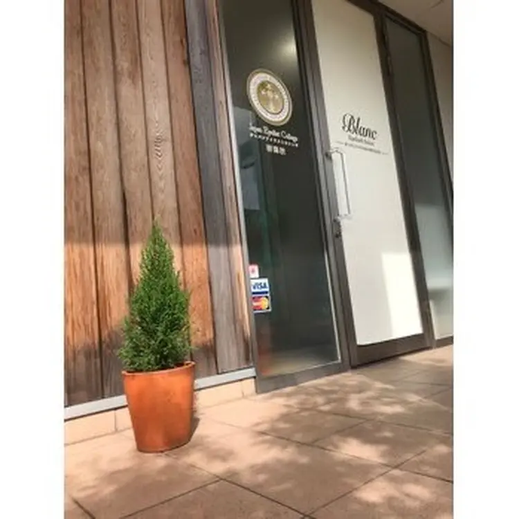 blanc新潟県央店の内観・外観1