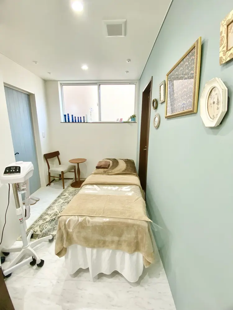 facial salon AZULの内観・外観1