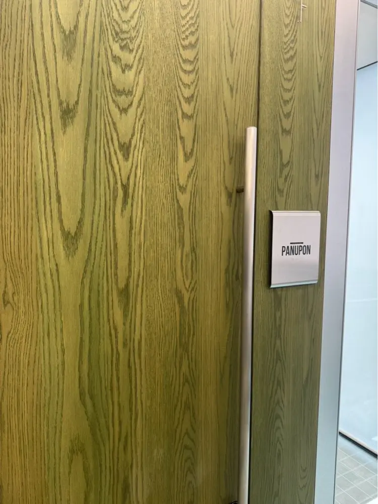 PANUPONの内観・外観2