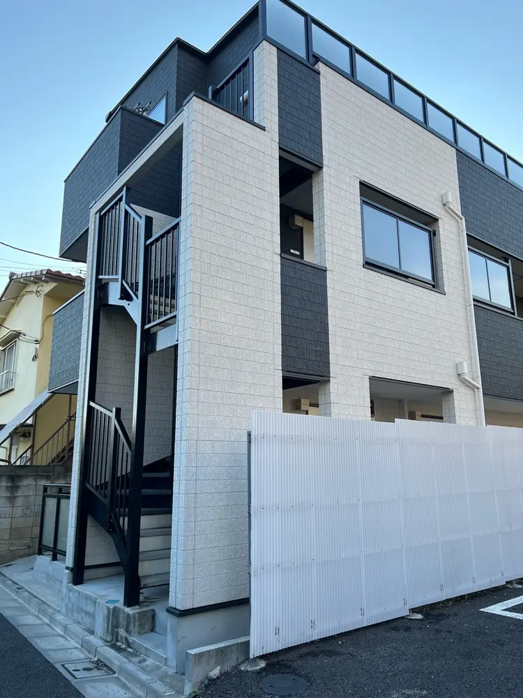 Koa woodの内観・外観1