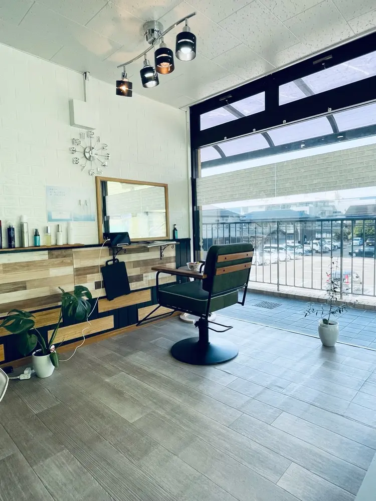 Crevia hairの内観・外観1