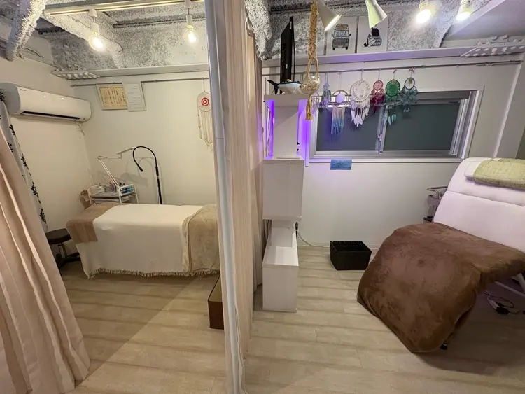 eyelash salon bright(ブライト)の内観・外観1