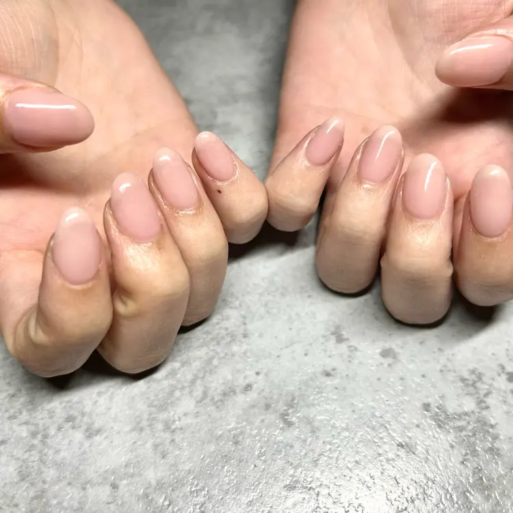 RAD NAILの内観・外観2