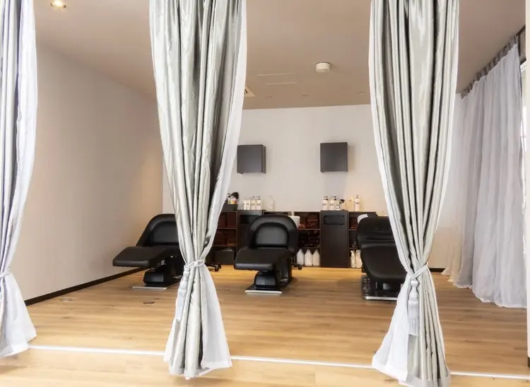 CIELの内観・外観2