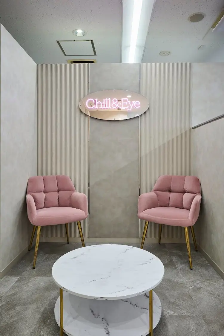 Chill＆Eye千葉駅前店【アイブロウ・眉毛/まつ毛パーマ】の内観・外観2