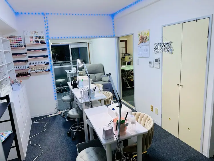 RAMU Nail 池 袋 店の内観・外観1