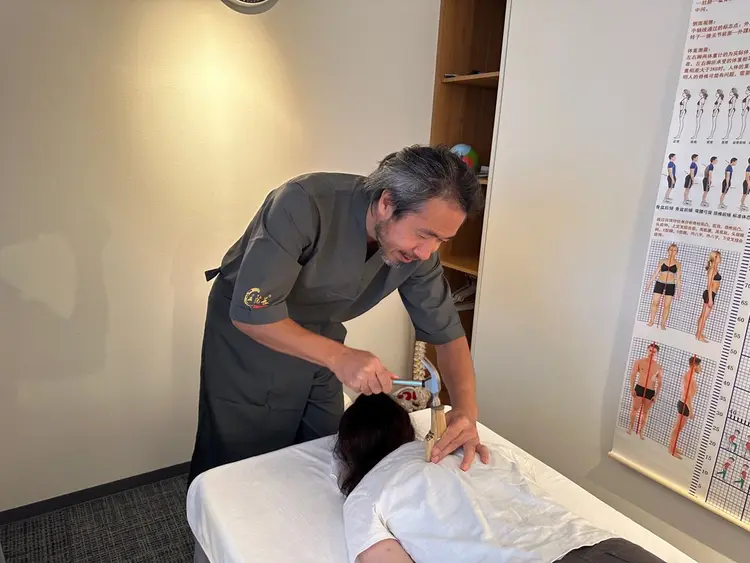 整体王院長の内観・外観2