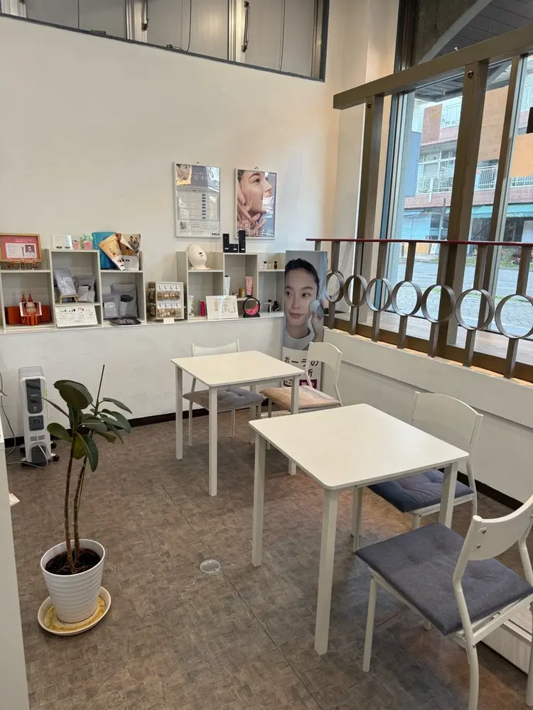 POLA中込駅前店の内観・外観1