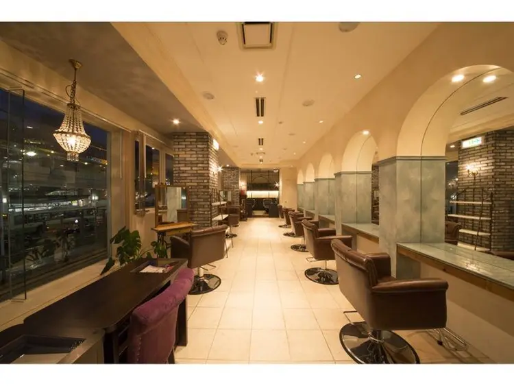 aile total beauty  salon生駒店の内観・外観2