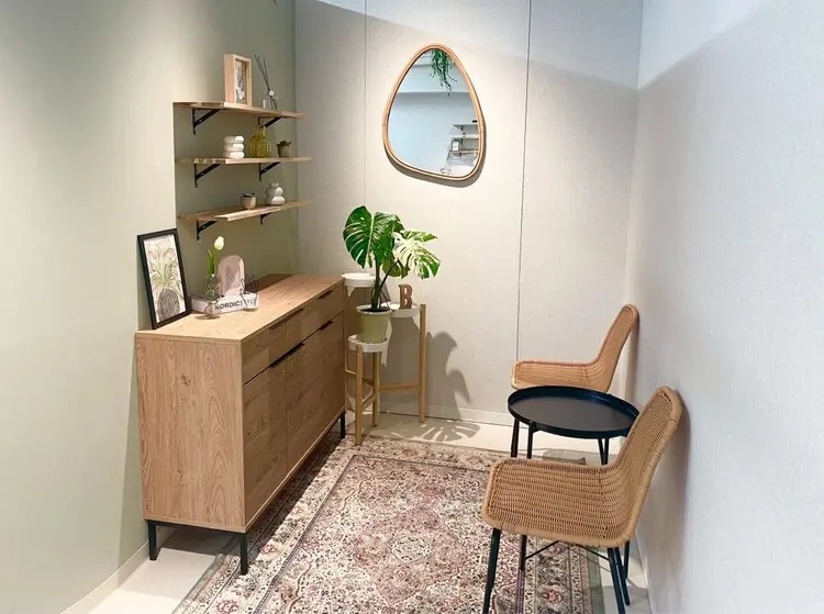 BOTANAIL 本厚木駅前店の内観・外観2