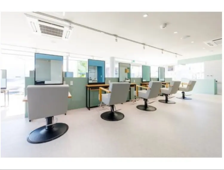 TOTAL BEAUTY BREK 静岡掛川店の内観・外観1