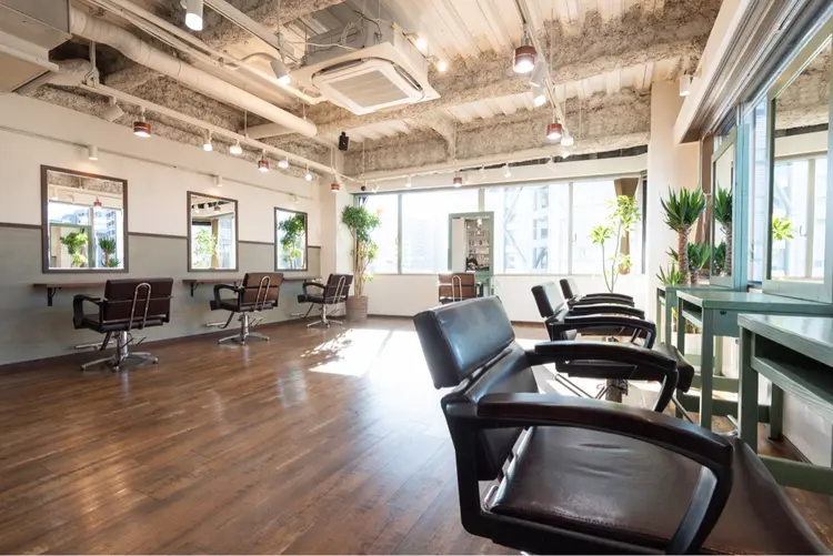 Reta hairの内観・外観2