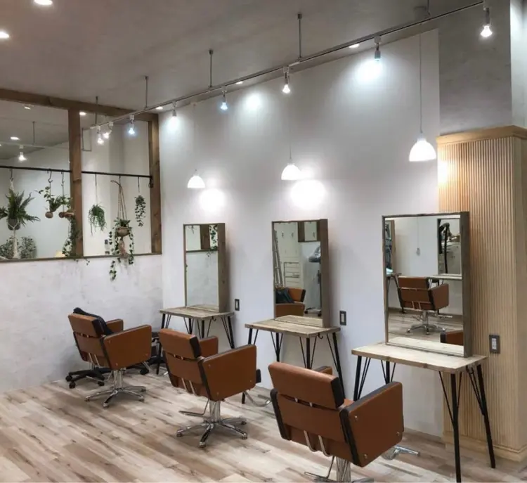 Agu hair fikaの内観・外観1