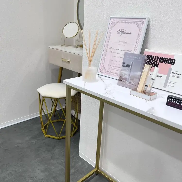 ソルネイル&アイラッシュの内観・外観1