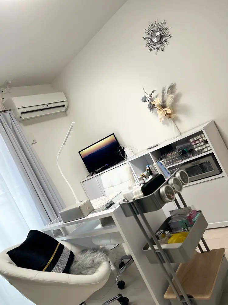 NAIL Y'sの内観・外観1