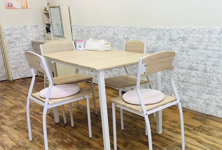 シミ・たるみ・毛穴ケア専門サロン Alluringの内観・外観2