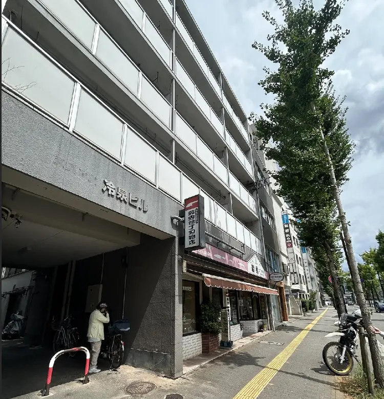 MAHANAの内観・外観1