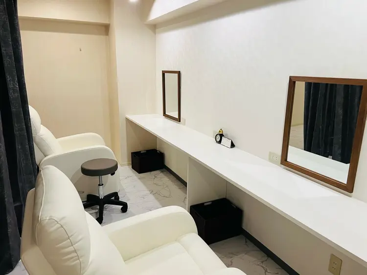 小顔プロデュース〜KOKARO〜浜松店の内観・外観3