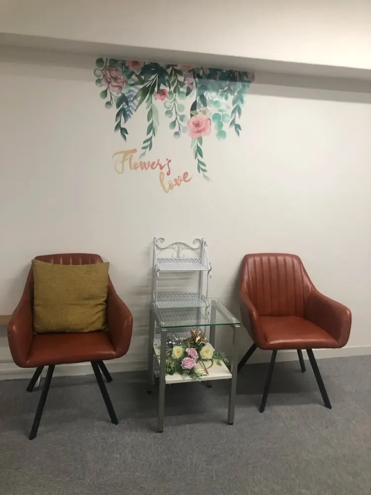 DC nail salonの内観・外観1