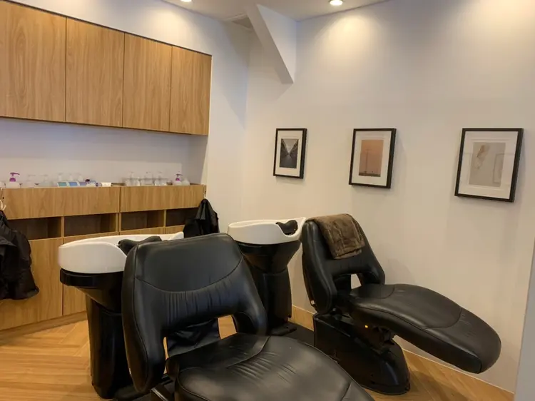 AUBE HAIR noelle　青森市青葉店 【オーブ ヘアー ノエル】の内観・外観3