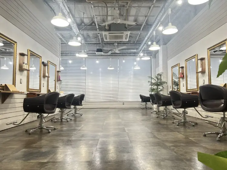 ATEbyluis喜連瓜破店の内観・外観1