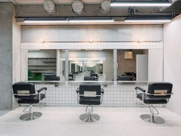 EXPLORE DESIGN ACTの内観・外観2