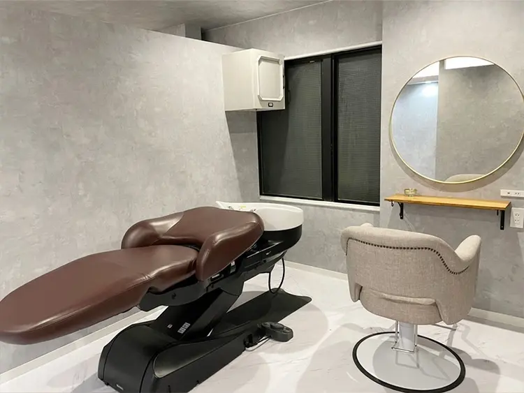 髪質改善&Spa fee 南越谷店の内観・外観2