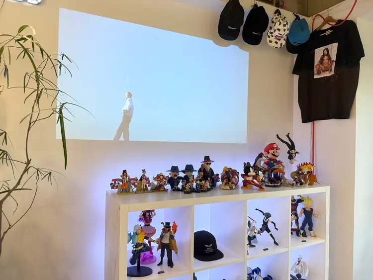 issの内観・外観2