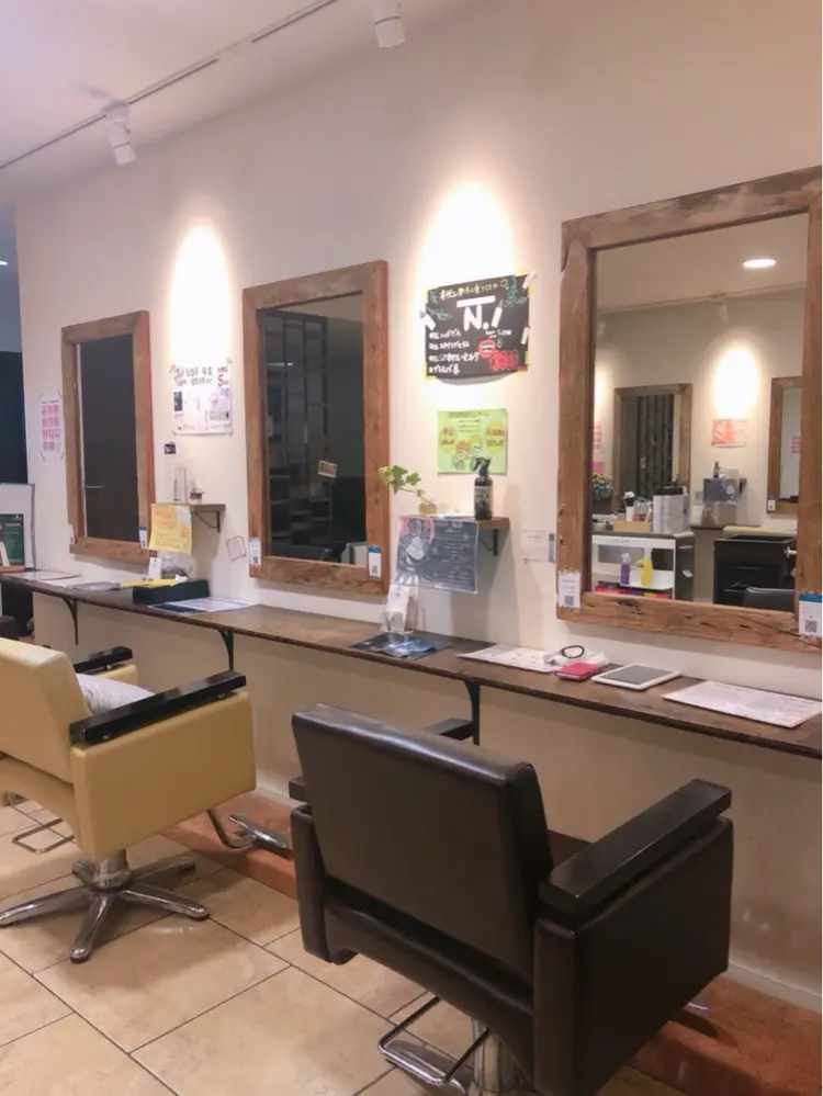 ポルト　都立大学店の内観・外観2