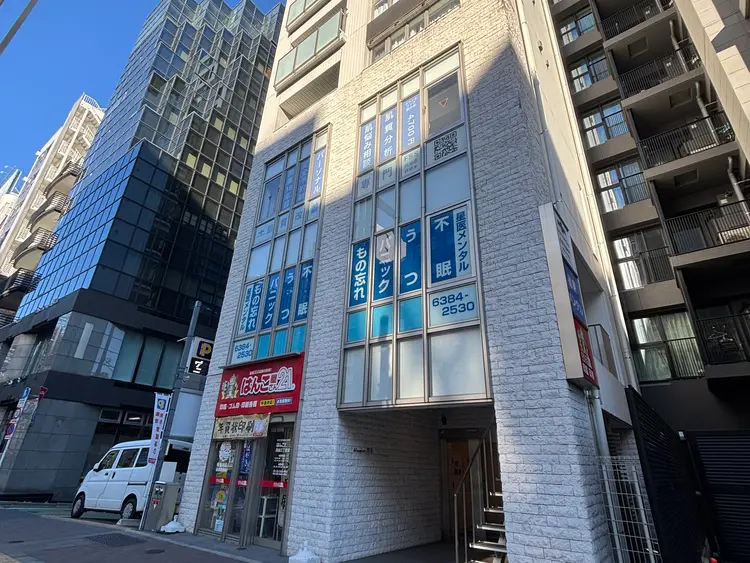 肌能力回復フェイシャルスタイリストサロン四谷店の内観・外観1