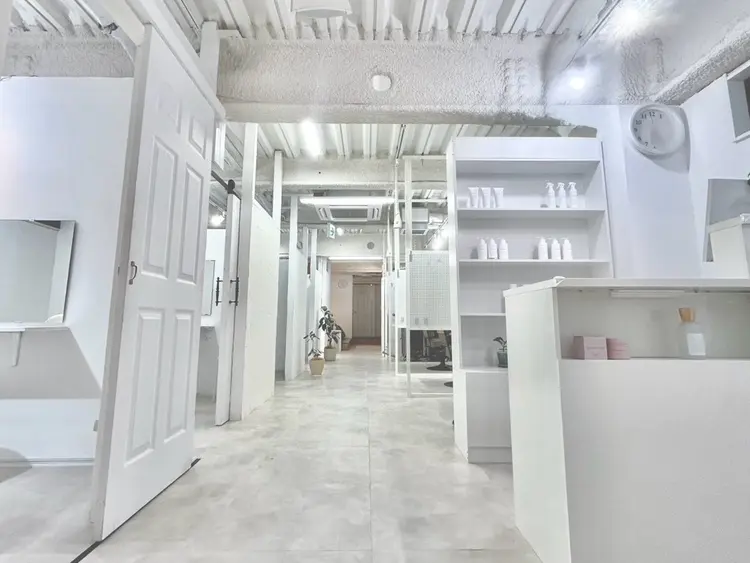 Hi-Extension 京都駅前店の内観・外観1