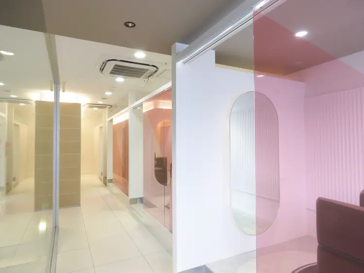 ANEW北浦和店の内観・外観1