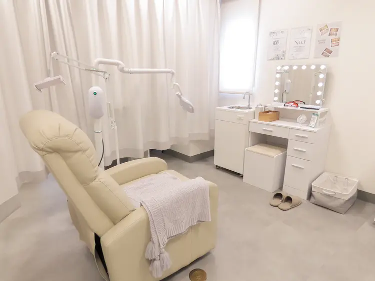 WHITENING SHOP 銀座7丁目店の内観・外観3